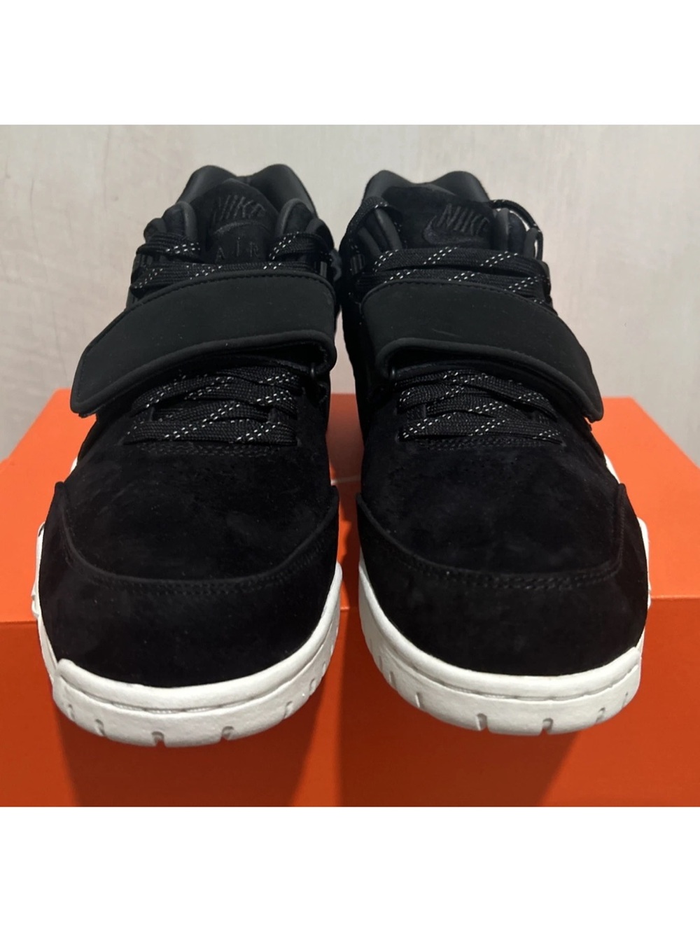 Nike Air Trainer Victor Cruz Men's size 9 Black Suede 777535-004  New
